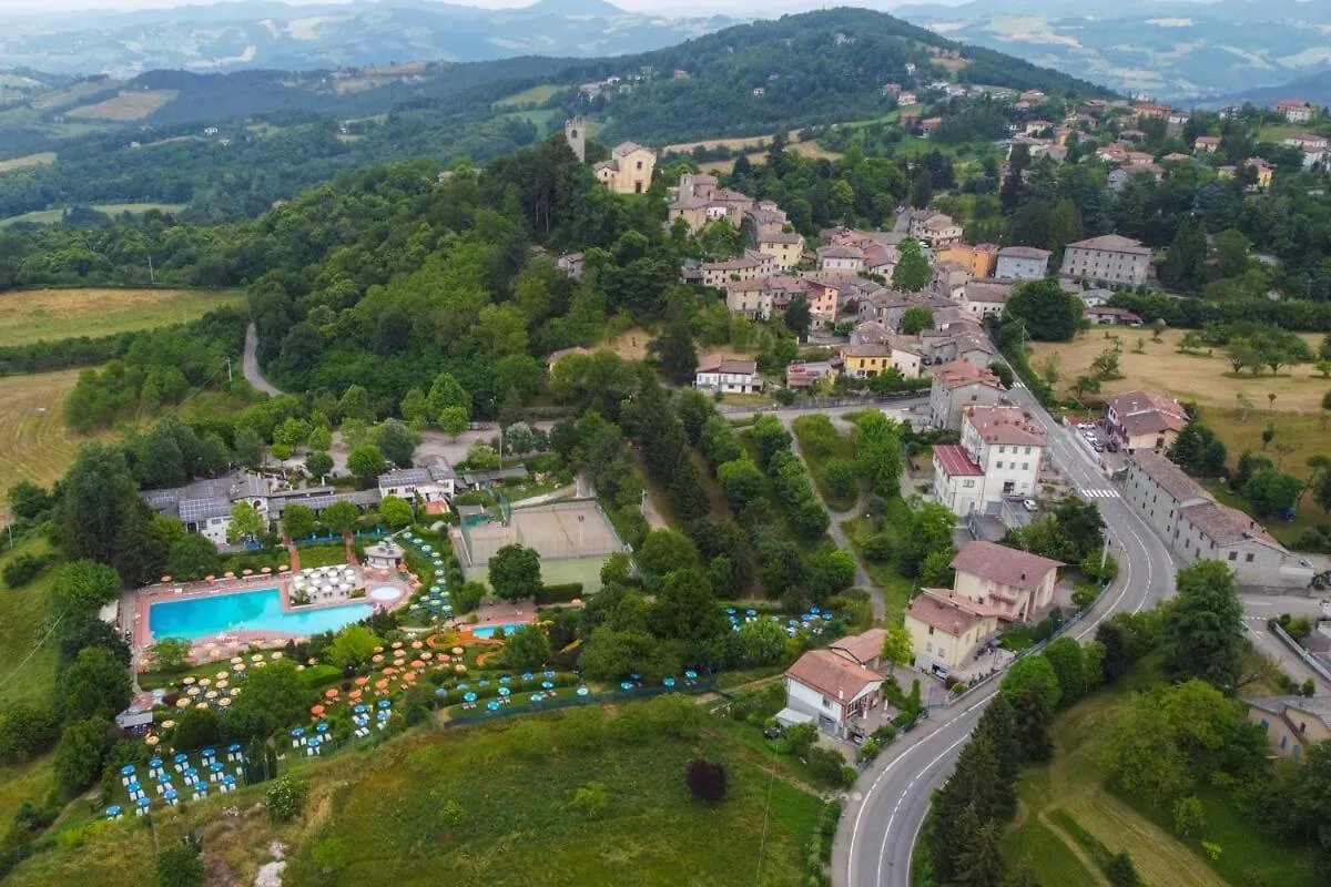 Villetta Immersa Nel Verde Monteombraro